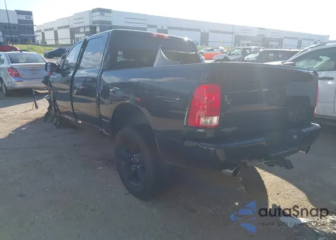 2017 Ram 1500 Express 4X2 5'7 Box z USA, uszkodzony, nr VIN 3C6RR6KTXHG782863